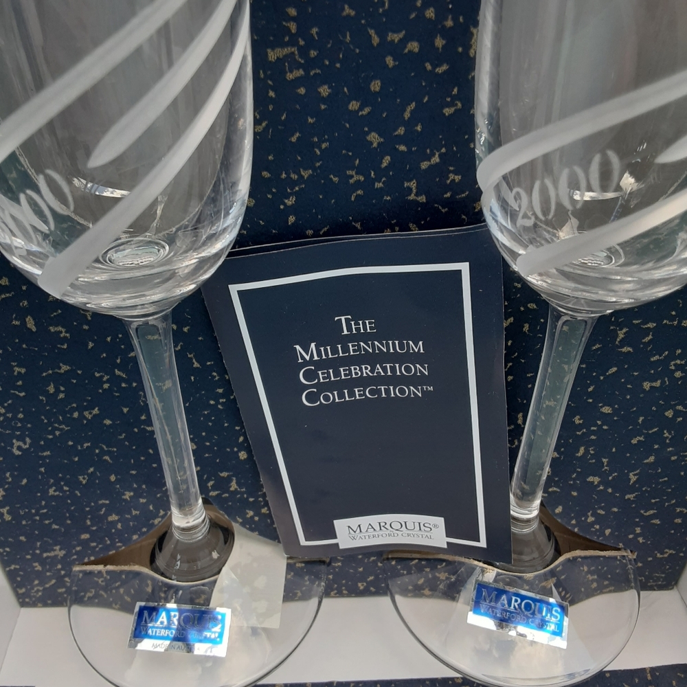Waterford Crystal 20 yr anniversary flutes - Picture 2 of 5